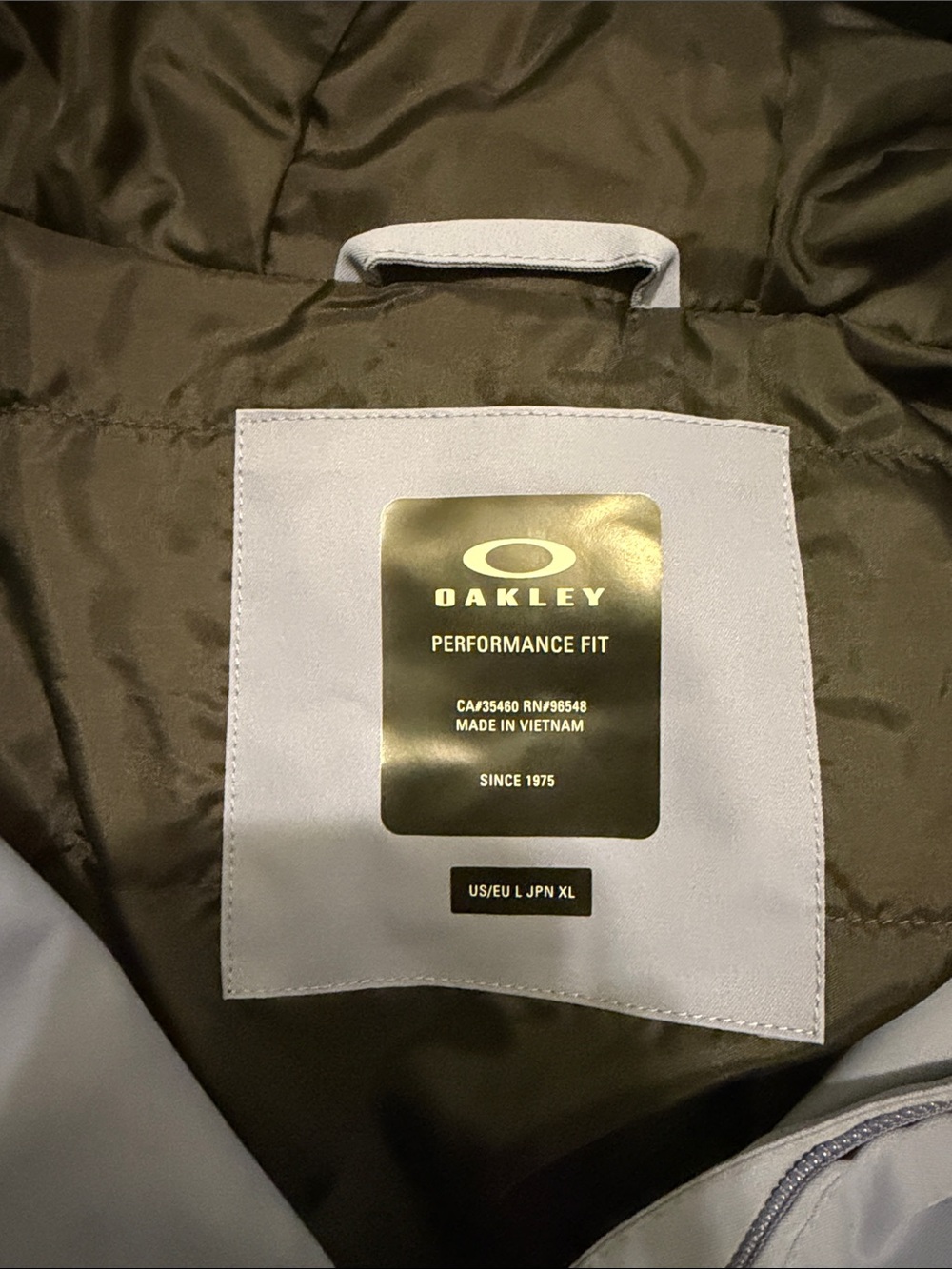 Oakley Holly Anorak - Picture 12 of 12